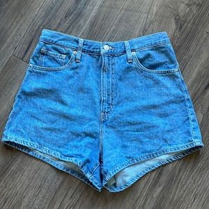 Levi’s High Waisted Mom Women’s Shorts